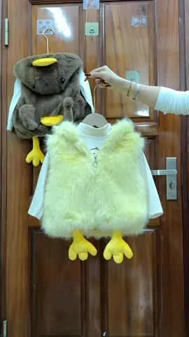 Áo khoác lông hình vịt cho bé #tiemmeken #thoitrangtreem #aokhoaclongchobe #aokhoacchobe #aogilechobe 