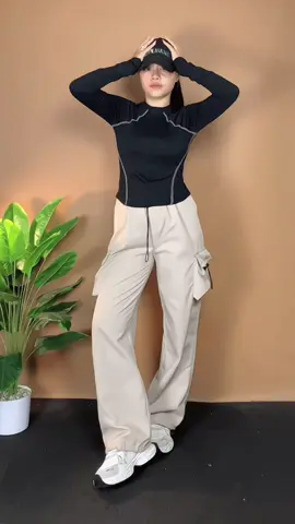 Cargo warna cream emang cakep gapernah salah🥰 #celanakargo #celanakeren #celanawanita #cargopants #celanahaighwaist 