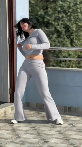 Again Chikri Chikri 🦋🦋 #trending #fyp #tiktok  #ramcharan #newtrend 