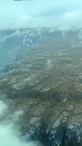 Gunung Batu Papua #cartenz #puncakilaga #cartenzpyramid #fyppppppppppppppppppppppp 