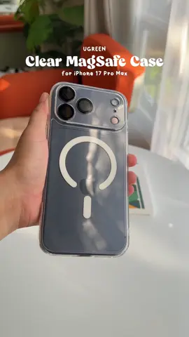 The UGREEN Magnetic Crystal Clear Case is finally giving my iPhone 17 Pro Max the minimal look I’ve been wanting. ♡  . . #ugreen #iphone17promax #iphoneaccessories #iphonecase #clearcase 
