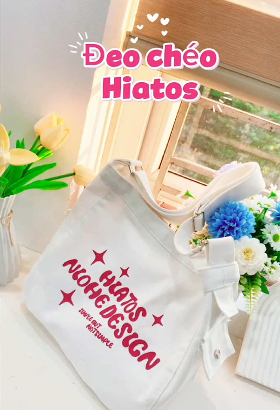 “Đeo túi này ai cũng hỏi: ‘Mua đâu đẹp dữ?’ 🤭💖”#phongcach #thoitrang #xuhuong #tuideocheo #tuideocheonamnu 