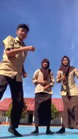 nii buat dc lagi kita,wajib join dc kita kalian @yayaboboboyyy @dinda 