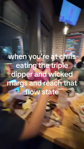 i love the triple dipper 😛 #chilis #chilismylover #wicked @athena :) @sienna @kalli.mat 