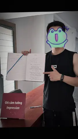 Bàn này ngồi học thì …. Đố các bạn checkin được nội dung trong cuốn sổ 🫵 Suốt ngày “Bèng beng béng” chả hiểu đang nói cái gì . 🤨 #chungtacungnhaudilen🇻🇳 