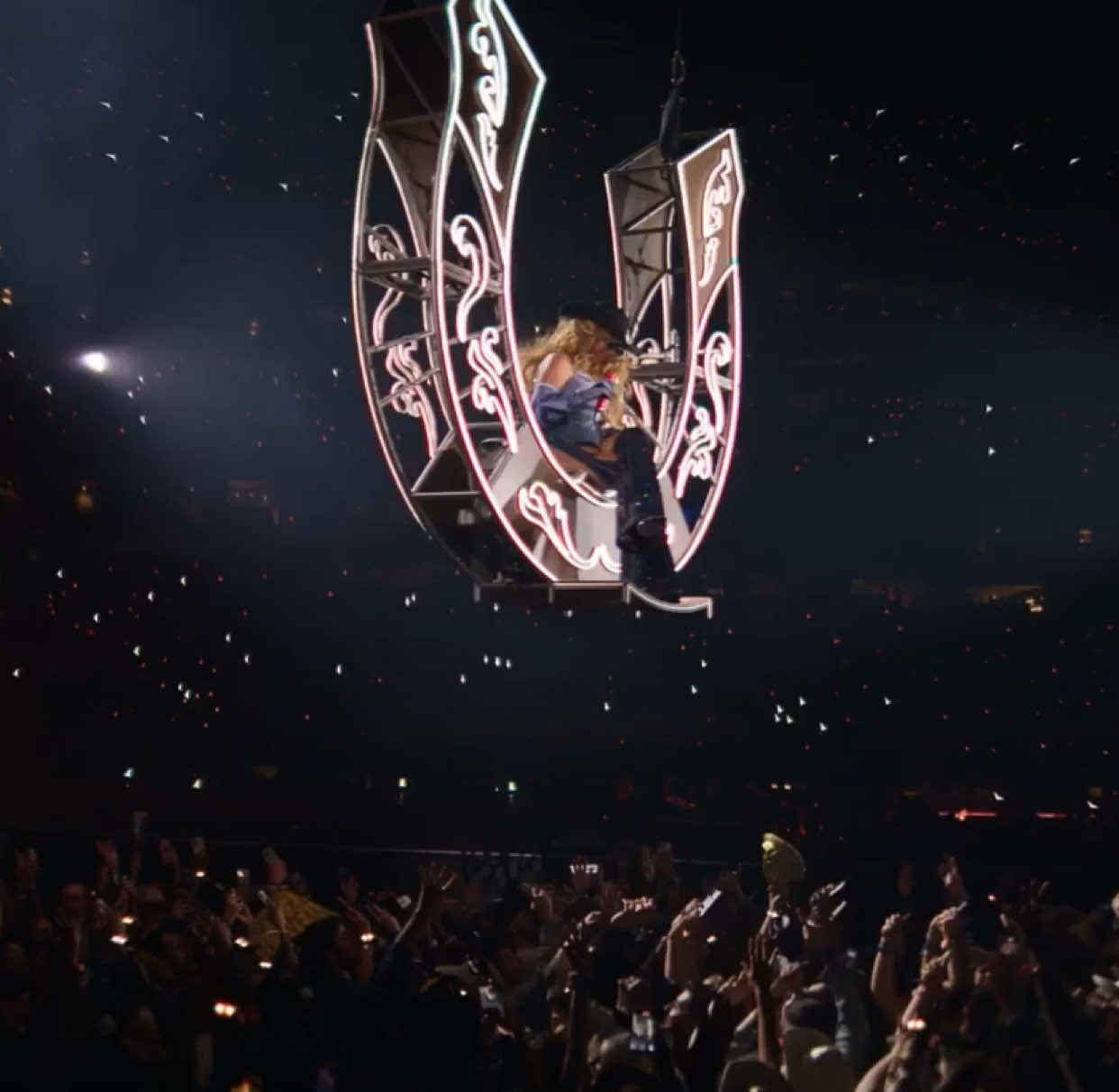 Where is the film @Beyoncé?  #BEYONCÉ #COWBOYCARTERTOUR #beyoncebase 