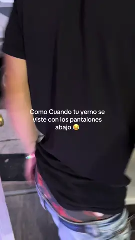 Quien más tiene un yerno q viste así? 😂@el-suegro09 @Frases de la vida 10 @Omx_Ap #pantalonescaidos #suegros #humor #gracioso #contenido 