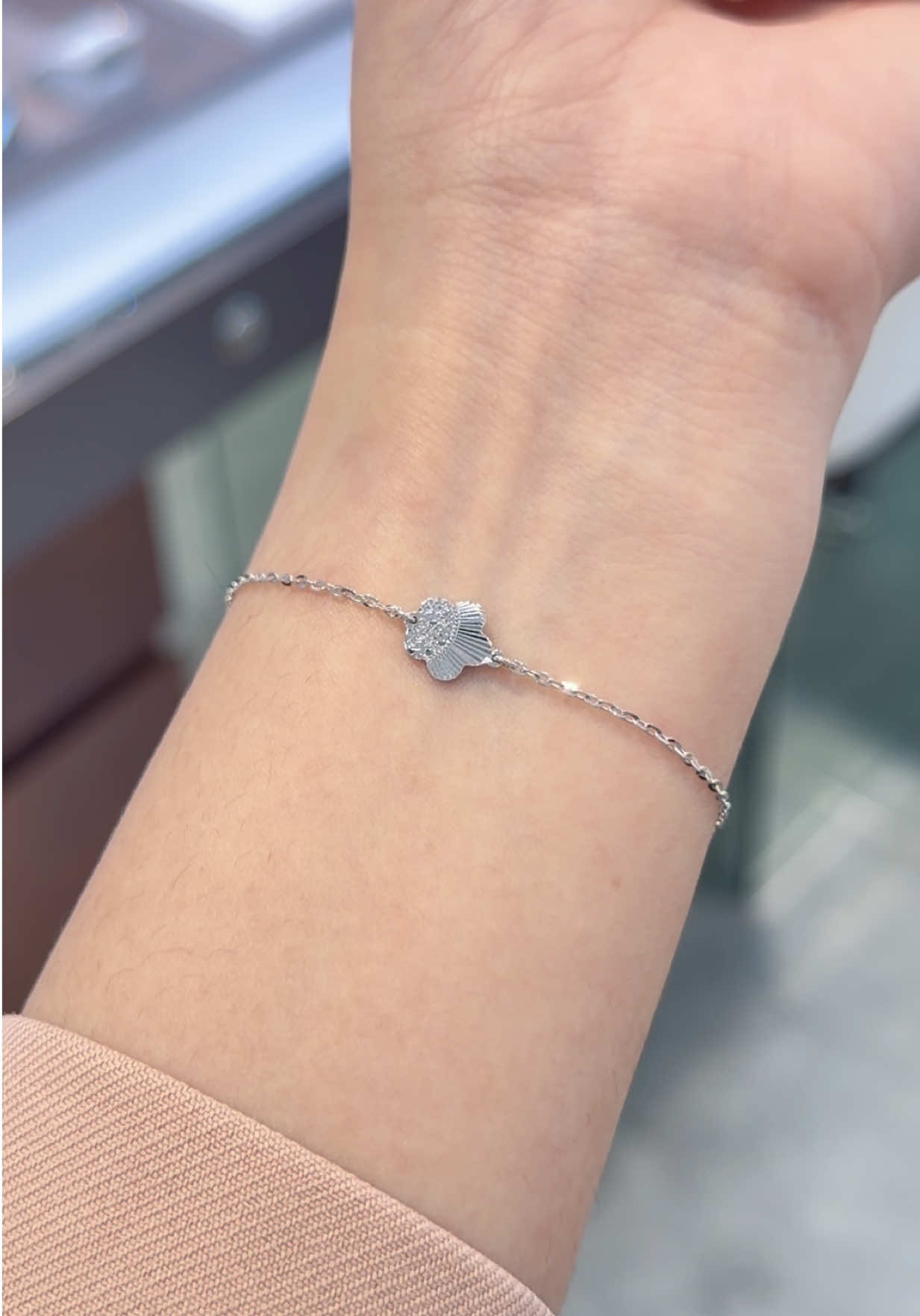 Lắc tay vàng trắng 10K mẫu mới ✨ #pnj #vangtrang10k #lactay #pnj25haibatrungsoctrang 