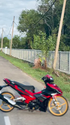 💃🏻 #masukberanda #rcmerah🇻🇳 #y15zrmalaysia #yv1 #epyepe 