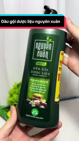 Dầu gội dành cho tóc gãy rụng, bết, gàu #daugoinguyenxuan #daugoiduoclieunguyenxuan #daugoitrigau #daugoigiamrungtoc  @Kimngan68680 