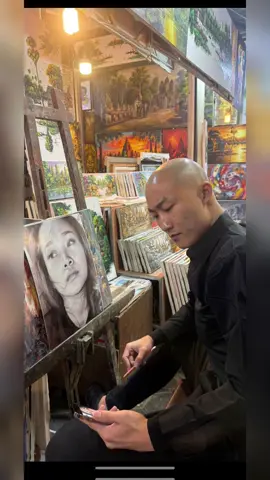 Hoạ Sĩ Người Trung Quốc Đang Phát Hoạ Lại Bức Ảnh Chân Dung Của Cô Gái Người Việt Liều Mình Xông Vào Toà Án Bên Cam Để Cứu Chồng Vượt Ngục .Họ Tôn Vinh Cô Gái Này Vì Cô Đầy Nghĩa Khí .Hành Động Của Cô Nói Lên Cho Trăm Ngàn Lời Nói .Khi Hoạn Nạn Mấy Ai Dám Liều Mình Như Cô .Thời Bình Cô Là 1 Tội Đồ .Nhưng Thời Chiến Chắc Chắn Rằng Cô Sẽ Là 1 Nữ Tướng Oai Phong #xuhuong #viraltiktok 