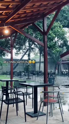 🥺🥺#fyp #massantri #f #pacarananakpondok #lewatberanda 