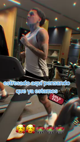 estresado 😕 pensando que ya estamos sold out en Bogotá 55 mil personas 😆😮‍💨😮‍💨😮‍💨😮‍💨 mañana nos vemos con todo los poderes para dar el mejor show del año 🙏🚀🏟️#bogota #viveclarodistritocultural #elbendito #blessd 