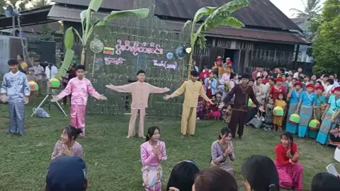 လှနေသောမိမိတို့အဖွဲ့😆❤❤❤❤❤❤❤❤❤❤❤❤❤❤❤❤❤