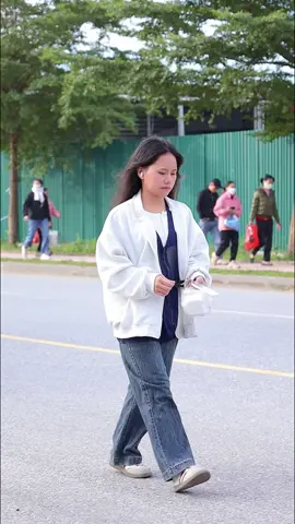 Áo thì thiếu ấm, nhưng AVC mở lịch làm cái ấm ví ngay 🔥#xuhuong #trending #viral #videoviral #AVC 