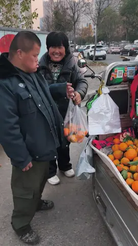 小胖现在学坏了哈#功夫 #武术 #少林功夫 