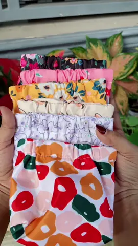 Gift ideas  Pouch Essential pouch Mini make up bag #pouch #pouchmakeup 