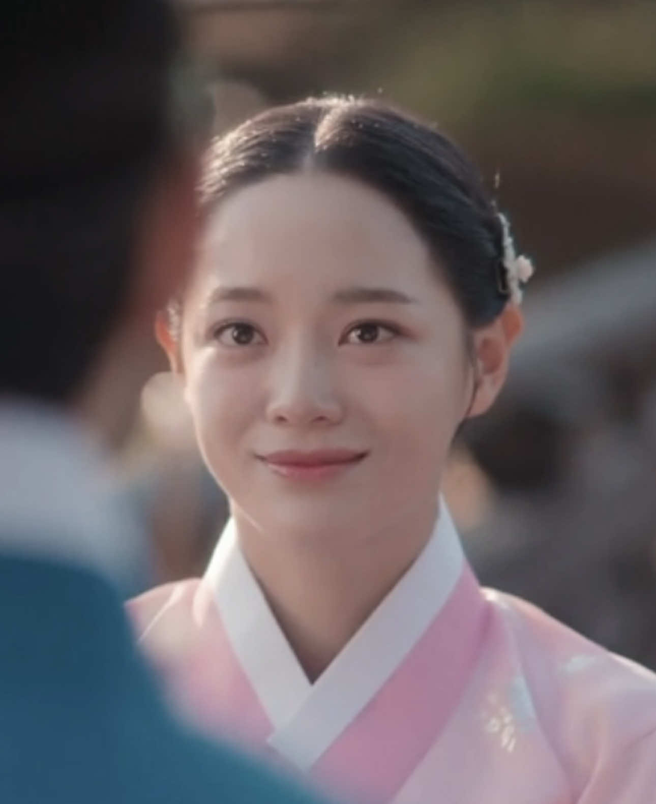 i was listening to this song and it reminded me of them 🥹💗 the cinematography is so pretty i can’t get enough😭  #kangtaeoh #kimsejeong #kdrama #kdramaedit #moonriver scp: thayrxz on ig 