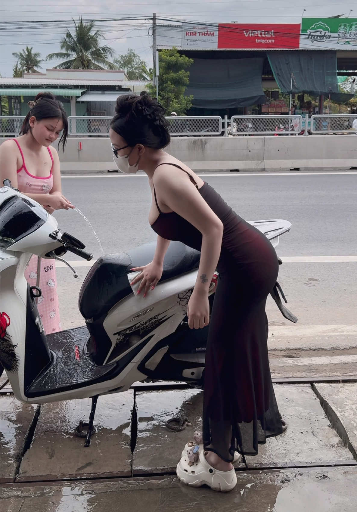 Cá sống nhờ nước, em sống nhờ tình thương của mn, em cảm ơn mn rất rất nhiều ạ …” #chi2covo #caurachmieu2 #xuhuongtiktok 