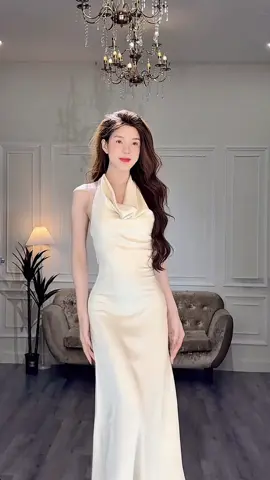 #somehowwomen #thoitrangungdunghangngay #somehow @Đoàn Huệ Vui 