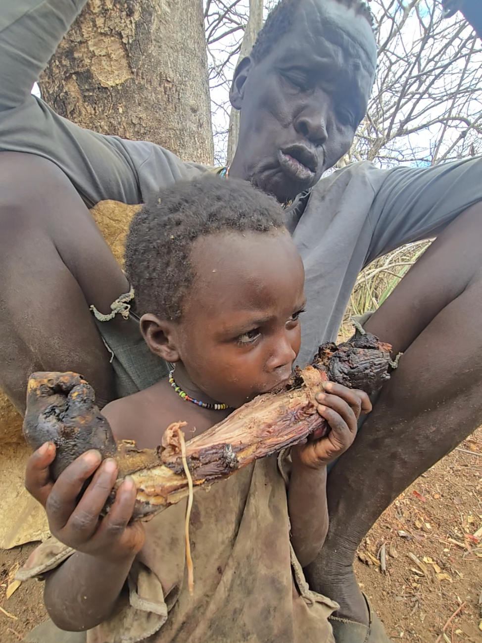 grandfather 👴 👴 #dudukwe #chaaba #hadzabetribe #fyp #viral 