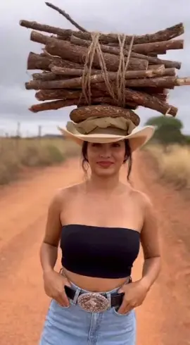 #colombia #tarot #guapa #cartomante 