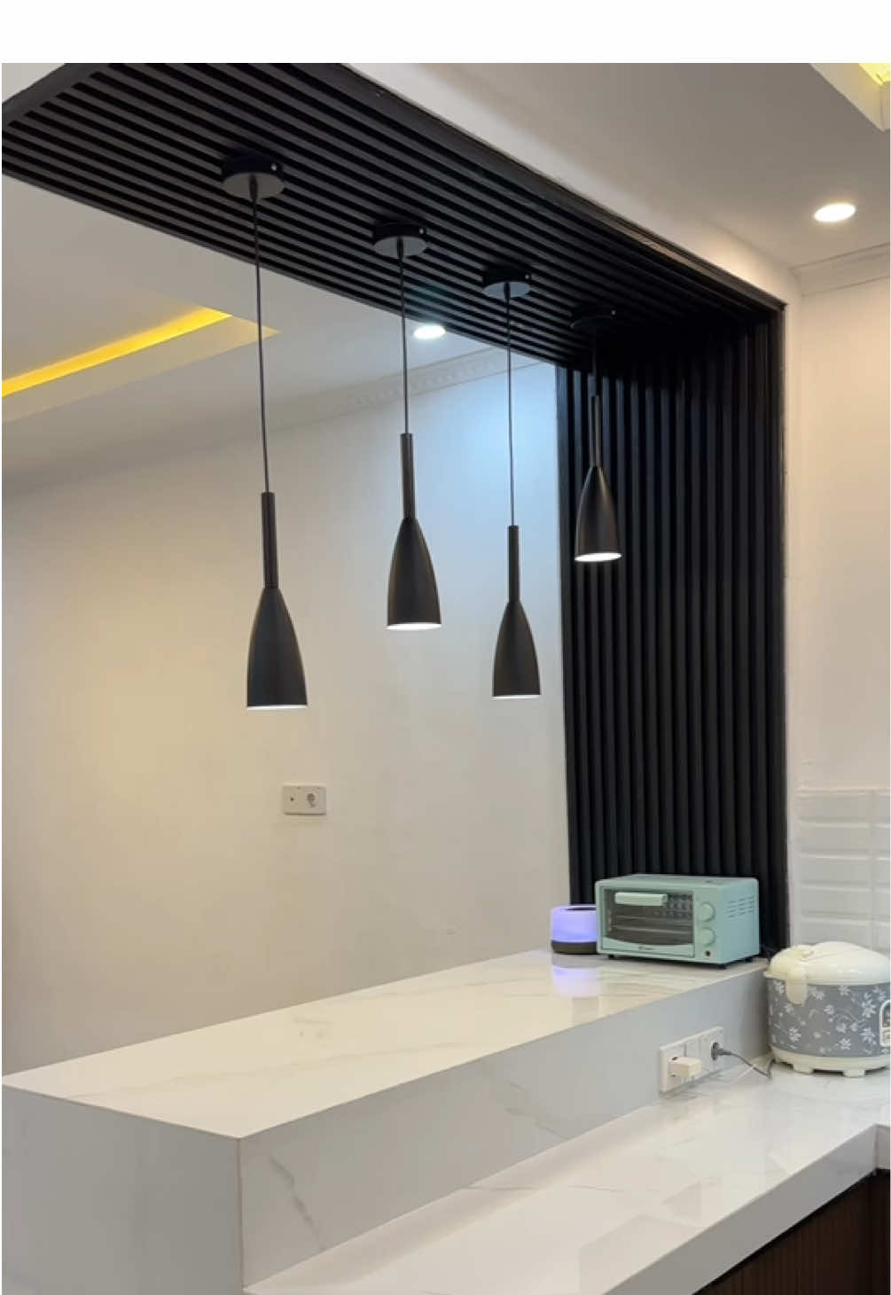 dapur minibar hasil imajinasi😍✨✨ #minibar #dapurminimalis #dapurestetik #homeliving #homedecor 