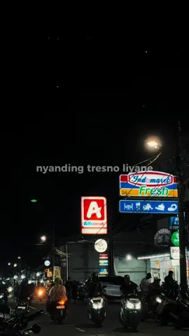 pangapurane kangmas yen ngelarani atimu #CapCut #tresnoliyane #overlaylyrics #liriklagujawa #xbcyza 