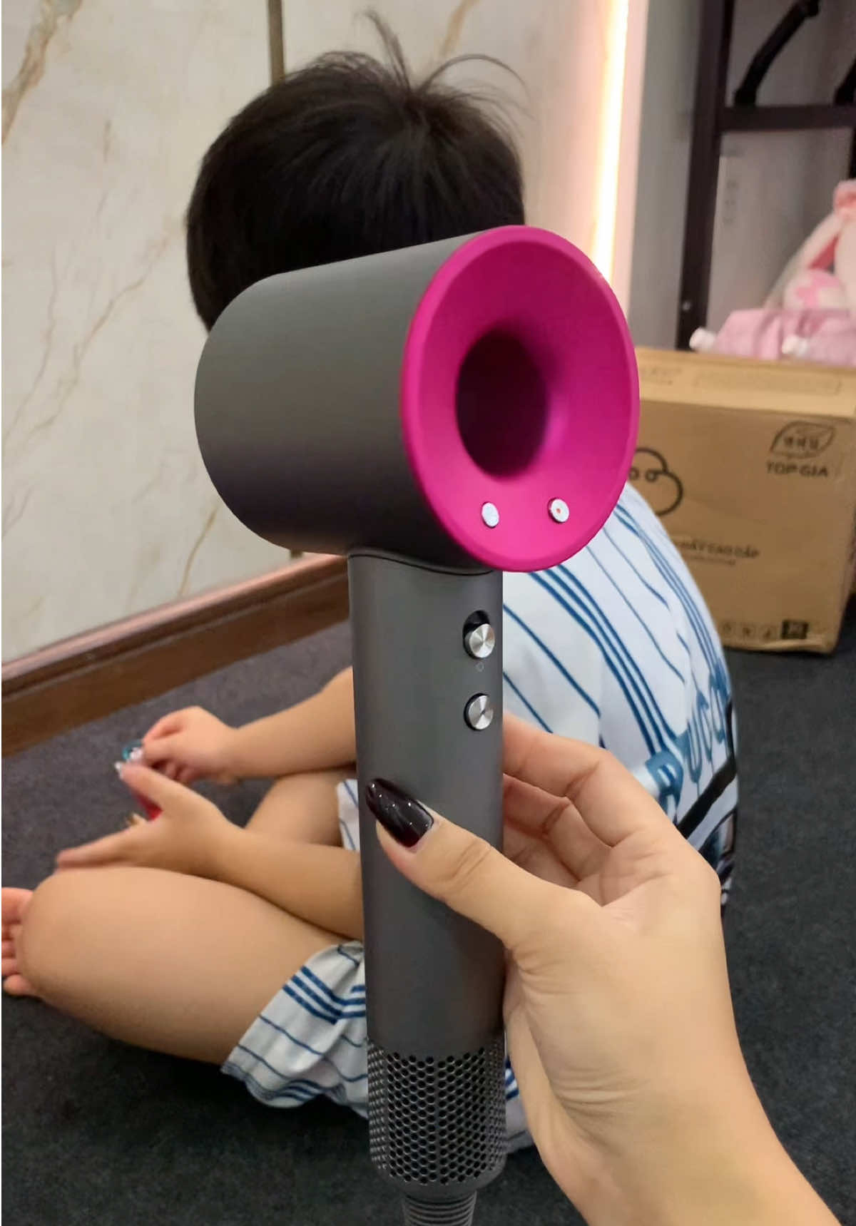 Máy sấy gì chưa cô chú ơiii  @Thị Hồng Nhung  #maysaytoc #maysayionam #maysaytoctaokieu #maysaytoc2chieu 