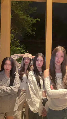 ใครยิ้มแพ้ @ciize @meenaxrina @view.benyapa 