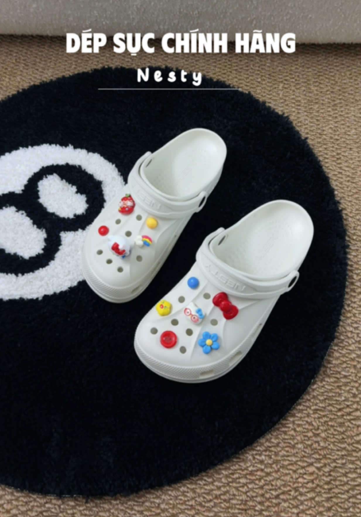 Đôi dép sục mình mới tậu, đi bộ cả ngày không đau chân luôn nha! Rất đáng tiền! #linhhriviu #nesty #depsuc #giaydep #muataitiktokshop 