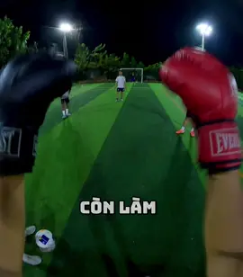Anh em đá banh vui vẻ thôi, phía sau còn công việc và gia đình nữa! #SEAGAMES2025 #smcn #sportsontiktok #pov 