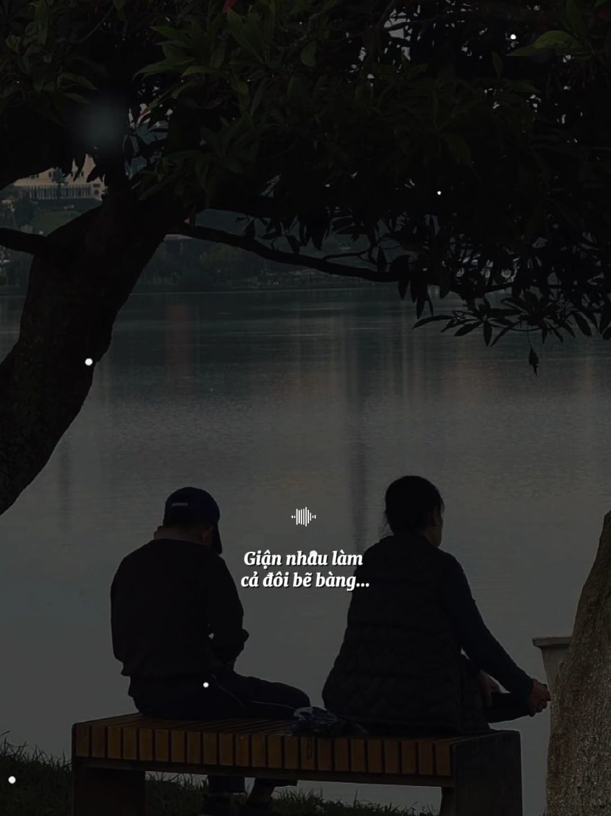 Lặng lẽ hai người không nói năng giận nhau làm cả đôi bẽ bàng... [ Giận Nhau Một Tuần Blues Rock ] #giannhaumottuanrock  #nhacbuontamtrang  #tramcamxuc💔  #maucapcut  #gocphoamnhac1991 