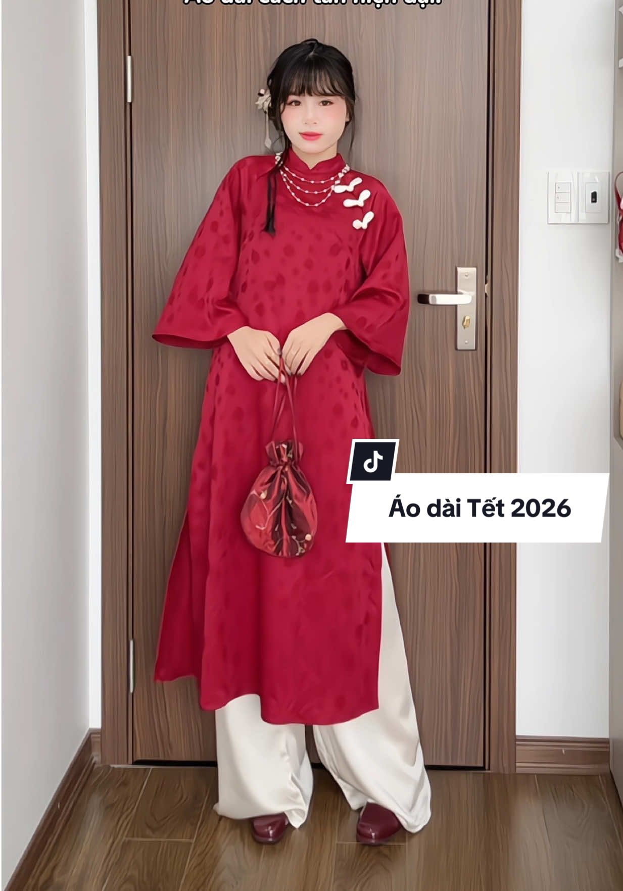 Tết 🧧 sắm đến rùi, sắm áo dài @29feb.closet mặc thui mấy bà ưi 😍 #xuhuong #reviewquanao #aodaitet #aodaicachtan #29febcloset 