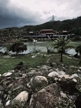 “幸福的关键不在于找到完美的人，而在于学会看到不完美的人身上的完美之处。” “Chìa khóa của hạnh phúc không phải là tìm được người hoàn hảo, mà là học cách nhìn thấy sự hoàn hảo trong một người không hoàn hảo.” #_chuong2310_🧸 #fbtxuhuong #tamtrang #fyp 