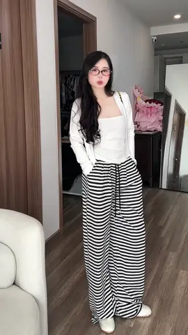 Quần ống rộng cạp cao🥰#huynhchang #huynhchangreview #huynhchang00 