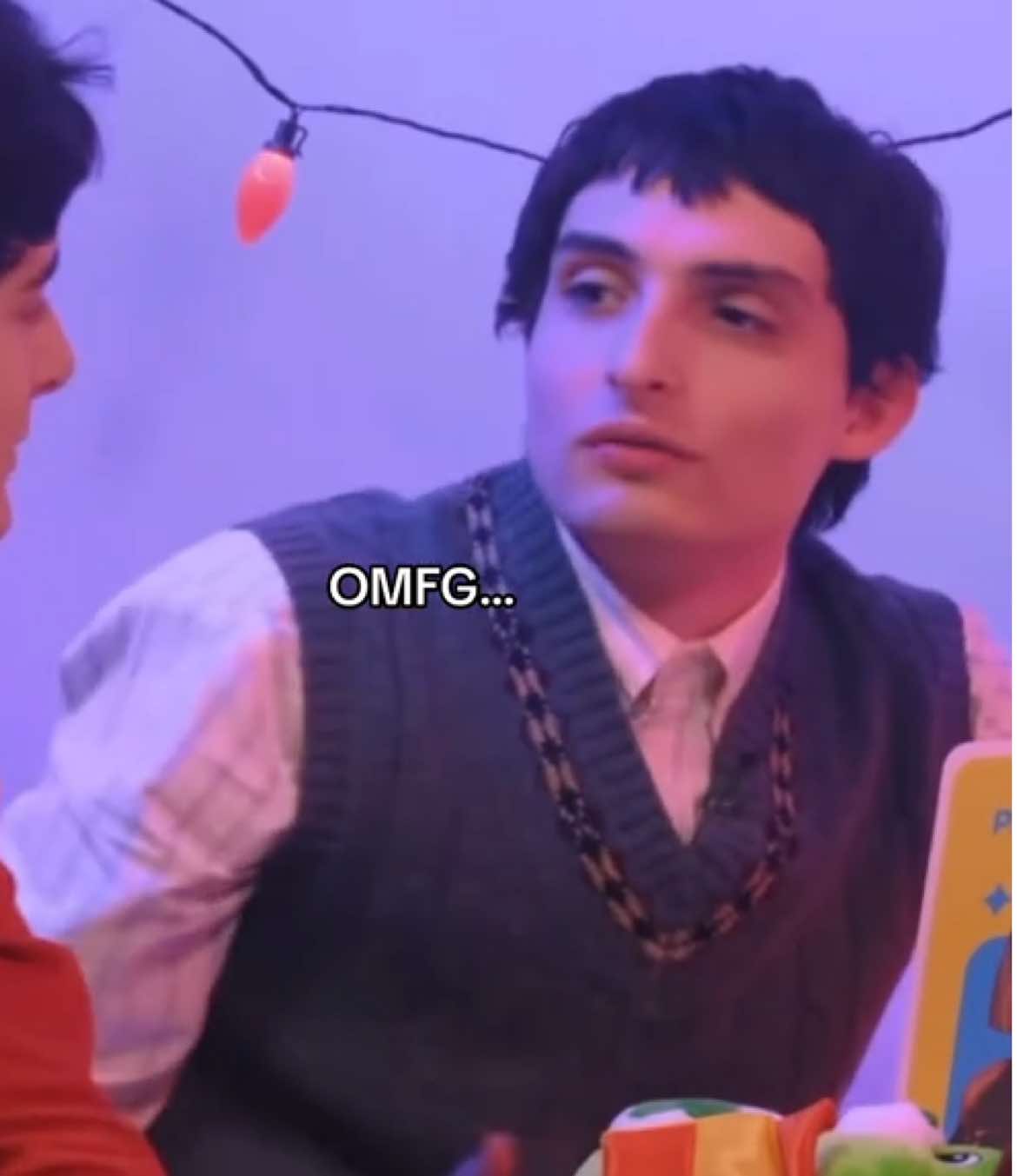 they are behaving very strangely #finnwolfhard #noahschnapp #foah #strangerthings5 #byler