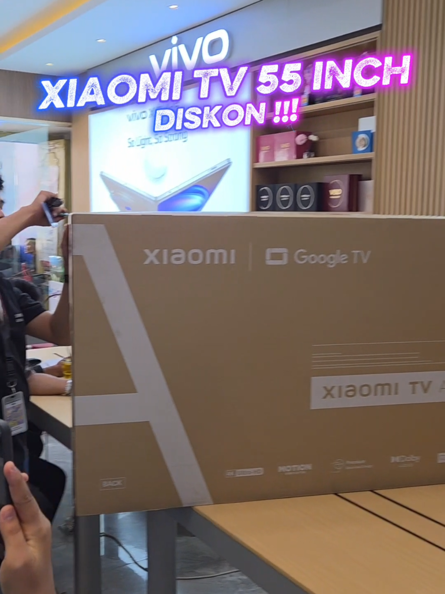 secakep ini suport 4K & android dengan layar 55 inch Puas banget nonton bareng keluarga , harga nya ambyar banget besstii so jamin rekomended & bergaransi resmi.  #tivixiaomi55inch #gadget #xiaomiofficial #xiaomiindonesia 