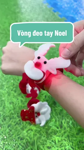 Vòng đeo tay Noel có đèn cho các bé đi chơi Noel nè ba mẹ ơi#vongdeotaychobe #vongdeotaychobenoel #phukiennoel #noel #trangtrinoel 