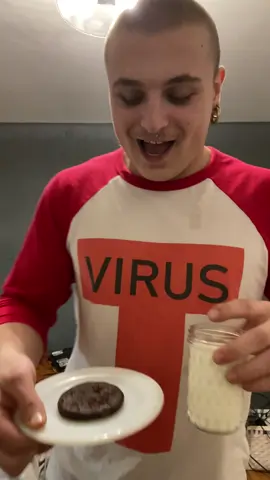 You ever just… ya know? #cookies #chocolate #cocklatemilk 