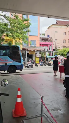 semoga kita semua selalu diberikan kelancaran rezeki 😇