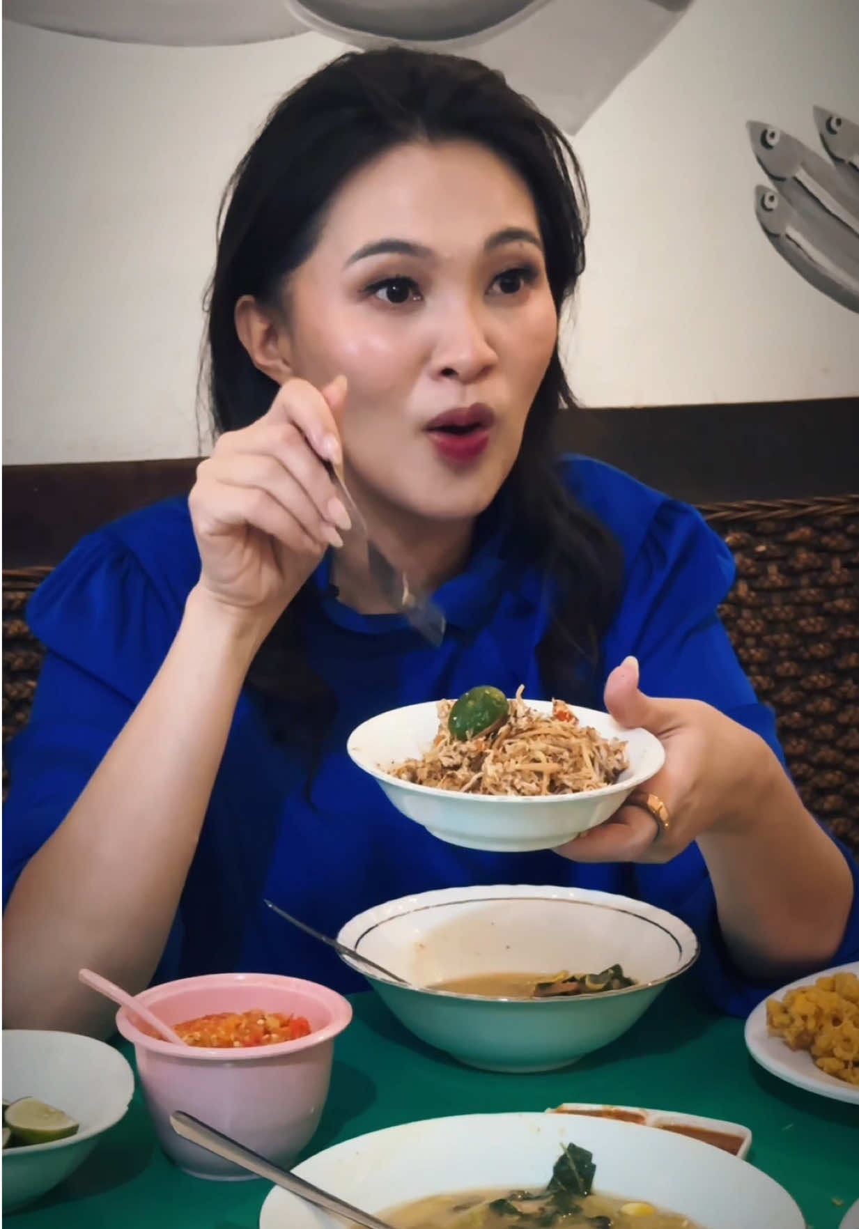 Kamu tim Kapurung ? Sinonggi ? Papeda ??  Happy weekend semua sahabat insta-ku 🫶🏻🫶🏻🫶🏻 - Terimakasih semua dukungan - doa - komen2 yang menguatkan - really appreciate it 🫰🏻🫰🏻🫰🏻 Sarangheo  #gubsherly #malukuutara