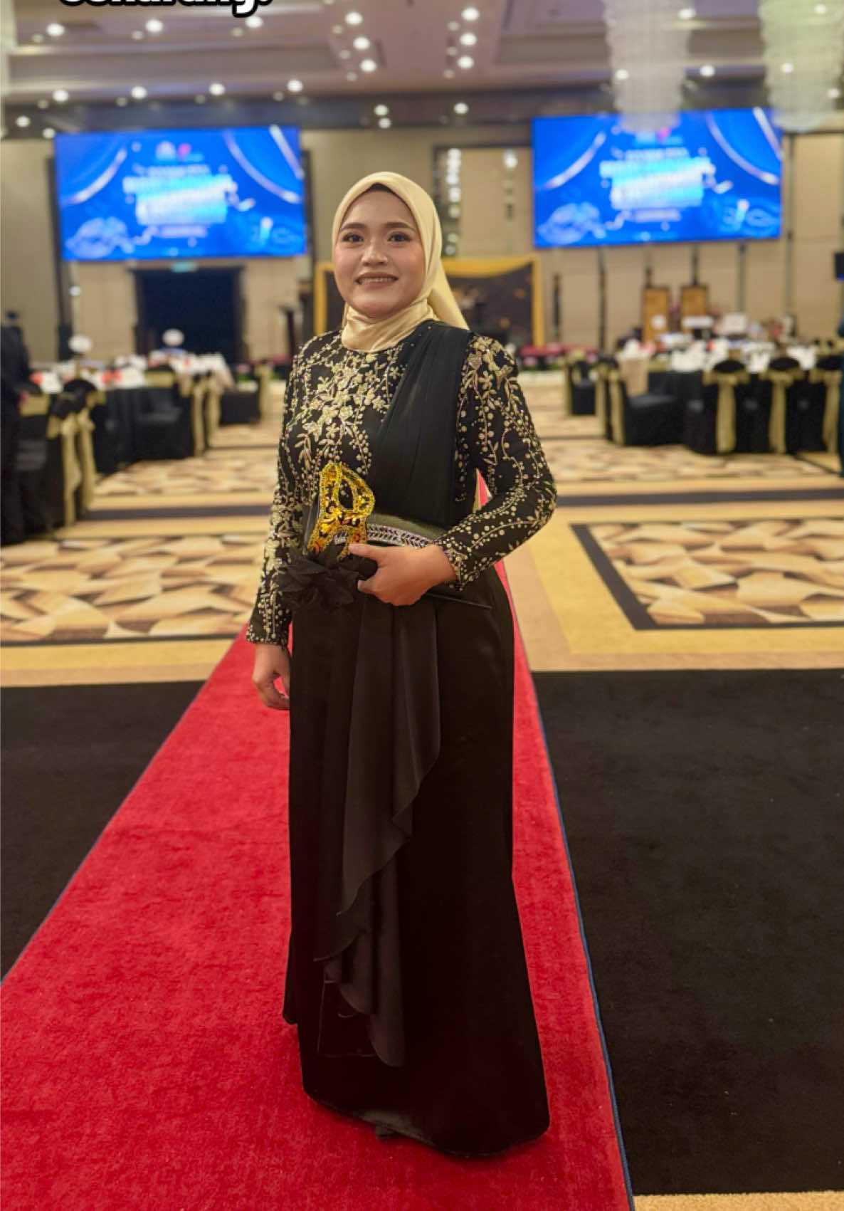 Dulu vs skrg Alhamdulillah… #lovemyself💕 #thingkingpositive💯💕💞🤗 #tqsyg😘 #alwayswithme🌺🌷🌸 