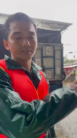 địttt mẹb bác chính bác lâm lol ơi đừng đi ăn sinh nhật của đồng chí 3X nữa lo cho dân điiiiii