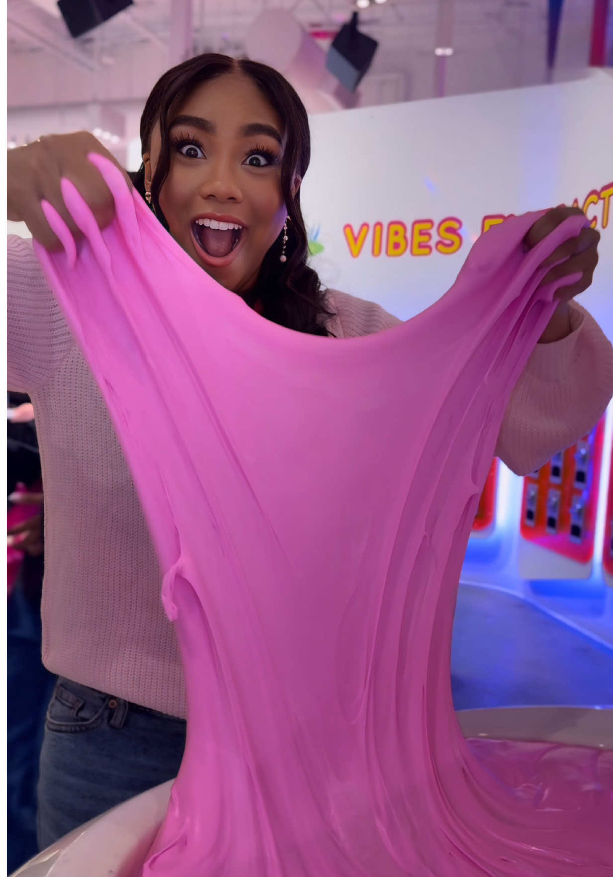 This was so much FUN...and you can experience making and smashing SLIME for yourself! 🍩 Get Slime Life at Walmart, Target, or Amazon and Follow along at @Slime Life #slimelife #slime #slimelifecafe #slimelifepartner 