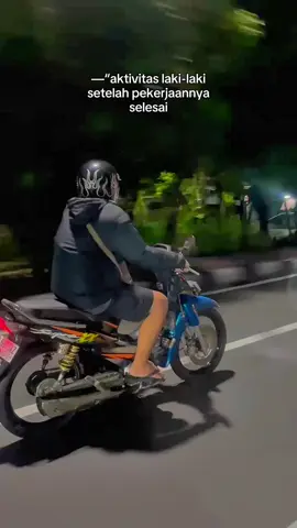 waktunya ngalong kalo udah selesai 😅 🏍️ : @ekoadhityaa  #fyp #supra #suprabapak 