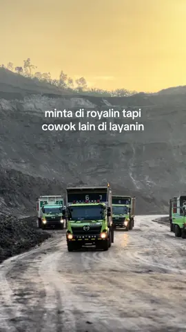 whopp🤭#tambangbatubarakalimantan #tambangbatubara #fouryou #fypシ゚ #storytambang 