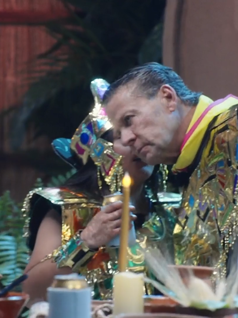 ¿Quién se sonrojó en vez de enojarse? 🫢 ¡Se está poniendo bueno el teléfono descompuesto! Lunes a viernes 9:00 p.m. por Azteca UNO⁣⁣⁣⁣⁣⁣⁣ Domingo La Gala 8:00 p.m. por Azteca UNO⁣⁣⁣⁣⁣⁣⁣ ⁣⁣⁣⁣⁣⁣⁣#LaGranjaVIP 🌾 Transmisión 24/7 en #DisneyPlus, vive la experiencia completa.