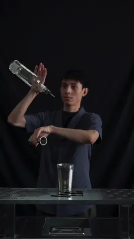 Nay học bài mới nha quý dị 👉Link khoá học Bartender tại Bio cả nhà ơi !! #ffg #firstfootstepsgroup #LearnOnTikTok #barskill 