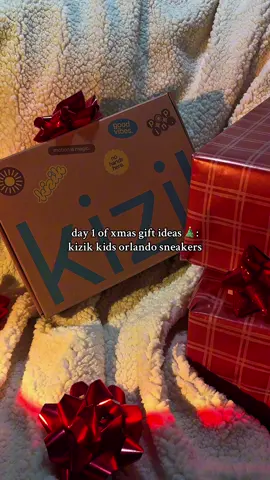 Day 1 of Christmas Gift Ideas 🎄 Meet the easiest kids’ shoe ever. Just step in and go! 🏃Kizik Orlando sneakers in Spectra Yellow! (Code lasts for 24 hours! Add them to your cart now! 🔗) #kizikshoes #kidsshoes #christmasgiftideas #holidaytiktok #christmastok 